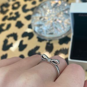 Pandora Classic Bow Ring